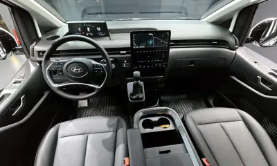Hyundai Staria 2025, 1007 км, за 21076.97 USD - фото 7