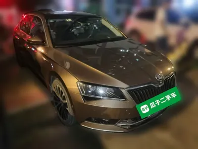 Skoda Superb 2016, 119100 км, за 6501 USD - фото 3