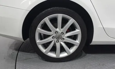 Audi A4 2014, 99419 км, за 3902.28 USD