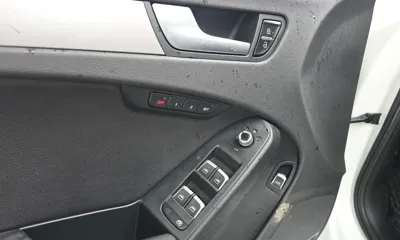 Audi A4 2014, 99419 км, за 3902.28 USD - фото 27