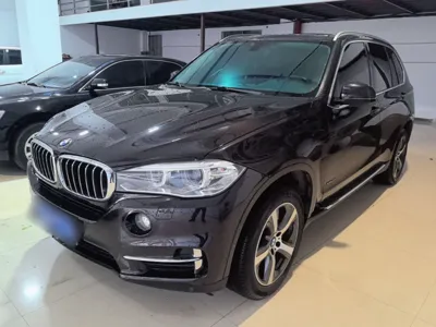 BMW X5 · 2018 год