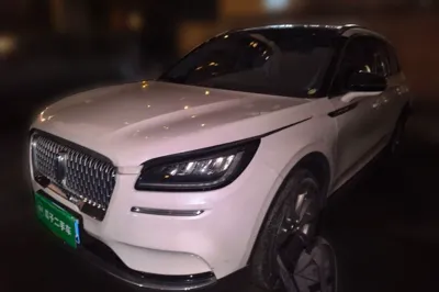 Lincoln Corsair · 2020 год