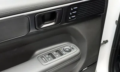 Hyundai Santafe 2025, 4422 км, за 25928.35 USD - фото 19