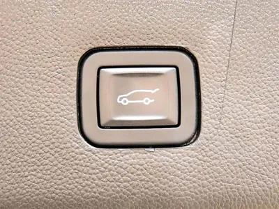 ChevroletGMDaewoo Traverse 2020, 176384 км, за 8775.7 USD - фото 16