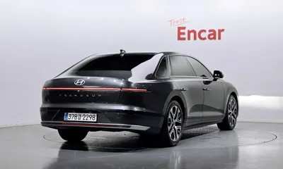 Hyundai Grandeur 2023, 65720 км, за 19190.75 USD