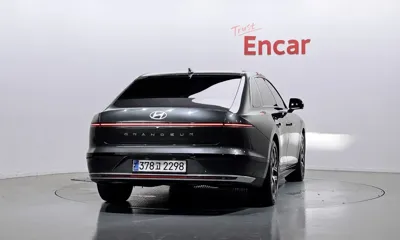 Hyundai Grandeur 2023, 65720 км, за 19190.75 USD