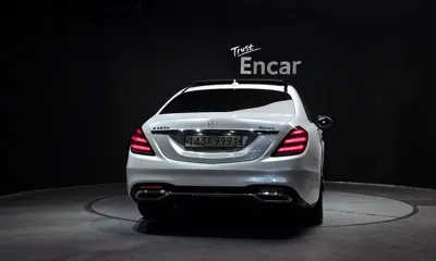 Mercedes-Benz S-Class 2018, 96000 км, за 33234.22 USD