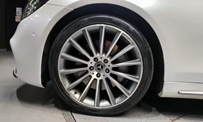 Mercedes-Benz S-Class 2018, 96000 км, за 33234.22 USD