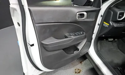 Hyundai Venue 2020, 53937 км, за 9302.64 USD - фото 24