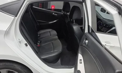 Hyundai Accent 2019, 27735 км, за 6104.77 USD - фото 12