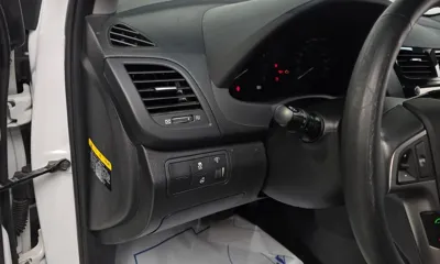 Hyundai Accent 2019, 27735 км, за 6104.77 USD - фото 19