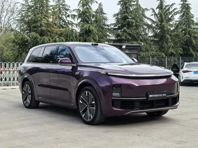Li Auto Li L9 2025, 11000 км, за 50376.08 USD