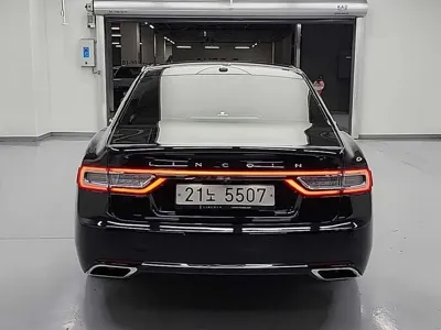 Lincoln Continental 2017, 84321 км, за 10986.15 USD - фото 3