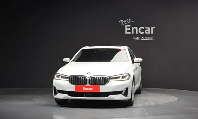 BMW 5-Series 2021, 68180 км, за 21777.28 USD