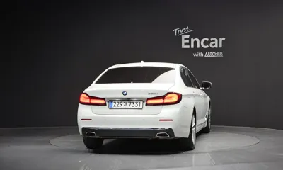 BMW 5-Series 2021, 68180 км, за 21777.28 USD