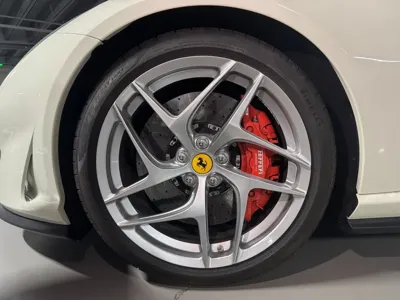 Ferrari 812 2020, 12222 км, за 260020.71 USD