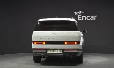 Hyundai Santafe 2024, 35532 км, за 19491.24 USD