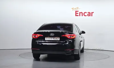 Hyundai Sonata 2017, 145545 км, за 4485.47 USD