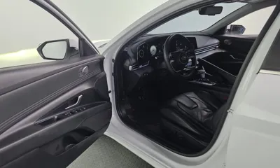 Hyundai Avante 2021, 89959 км, за 10271.07 USD - фото 10