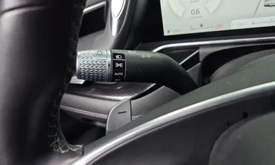 Genesis G90 2022, 103747 км, за 30852.04 USD - фото 30