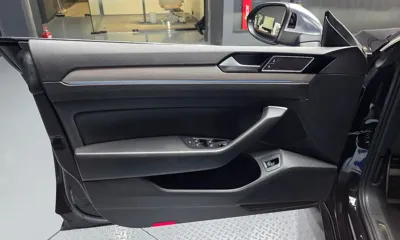 Volkswagen Arteon 2018, 75897 км, за 12096.78 USD - фото 24