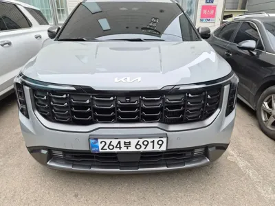 Kia Canival · 2025 год