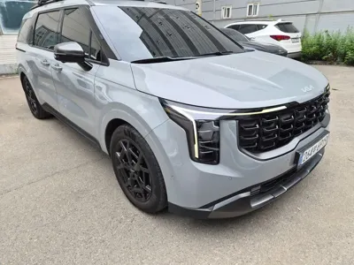 Kia Canival 2025, 37300 км, за 28000.25 USD