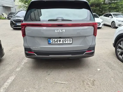 Kia Canival 2025, 37300 км, за 28000.25 USD