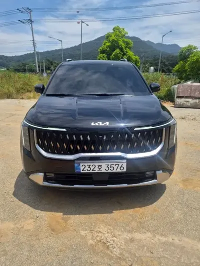 Kia Canival · 2025 год