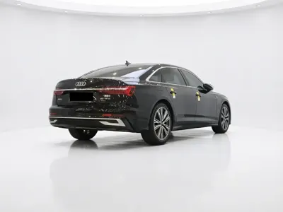 Audi A6L 2023, 33000 км, за 33711.97 USD