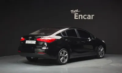 Kia K3 2015, 117348 км, за 3741.63 USD