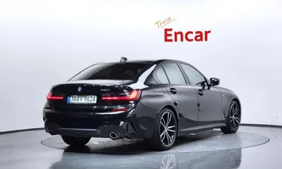 BMW 3-Series 2022, 62044 км, за 18688.54 USD