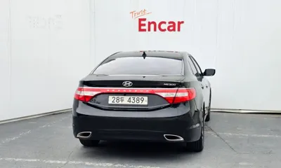 Hyundai Grandeur 2012, 132270 км, за 3838.15 USD