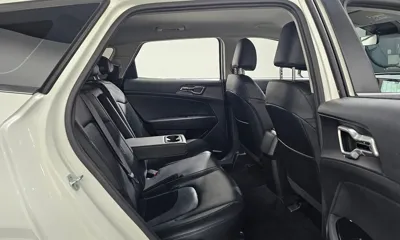 Kia Sportage 2022, 74669 км, за 15698.89 USD - фото 12