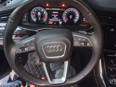 Audi Q7 2020, 16000 км, за 42700.76 USD - фото 15