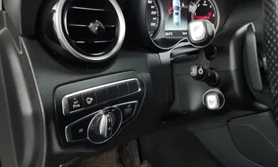 Mercedes-Benz GLC-Class 2018, 129822 км, за 17465.88 USD - фото 28