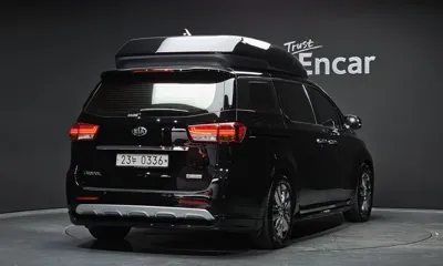 Kia Canival 2016, 155823 км, за 8919.72 USD