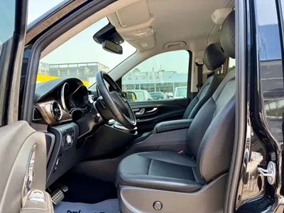 Mercedes-Benz V-Class 2021, 110000 км, за 28891.93 USD - фото 9