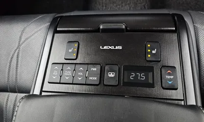 Lexus ES 2019, 71535 км, за 20944.83 USD - фото 18