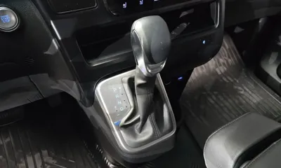 Hyundai Staria 2025, 10212 км, за 24615.99 USD - фото 9