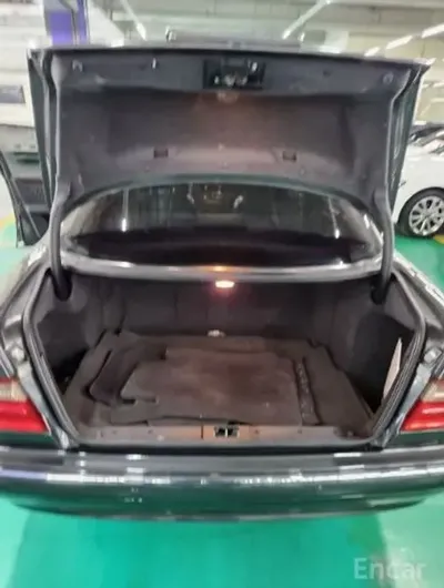Mercedes-Benz E-Class 2001, 190087 км, за 5279.15 USD