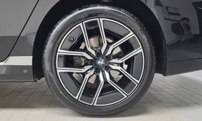 BMW 7-Series 2025, 1660 км, за 89208.35 USD - фото 21