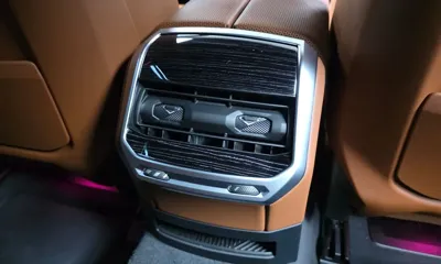 BMW 7-Series 2025, 1660 км, за 89208.35 USD - фото 33