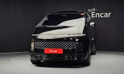 Hyundai Staria 2022, 54856 км, за 20283.58 USD