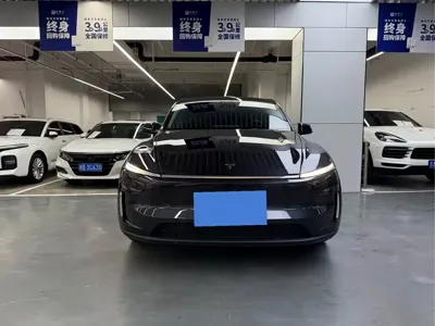 Tesla Model Y 2025, 17000 км, за 27741.12 USD