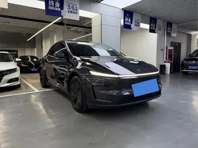 Tesla Model Y 2025, 17000 км, за 27741.12 USD