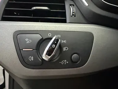 Audi A4L 2017, 48000 км, за 13213.4 USD - фото 9