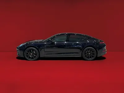 Porsche Panamera · 2024 год