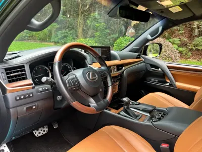 Lexus LX 2022, 47000 км, за 233336.18 USD - фото 6