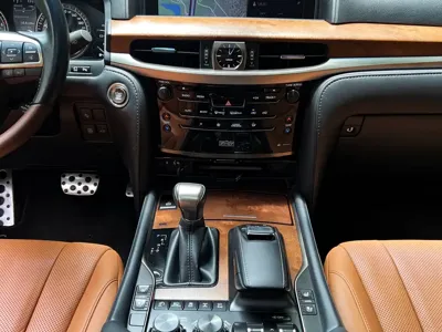 Lexus LX 2022, 47000 км, за 233336.18 USD - фото 8